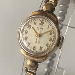Elgin Women's Gold Vintage Watch